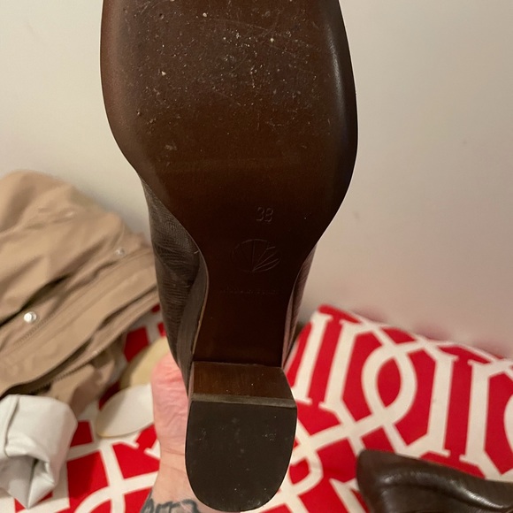 COCLICO - LICHI HEEL size 38 - brown
FAUN LIZARD PRINT LEATHER - Picture 8 of 15